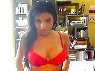 Firm tits latina masturbates on webcam
